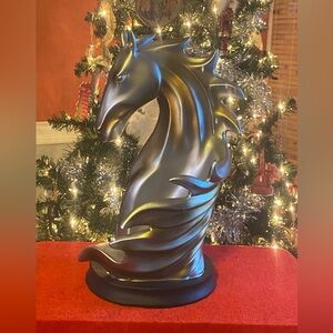 Elegant Silver Horse Head Wine Holder